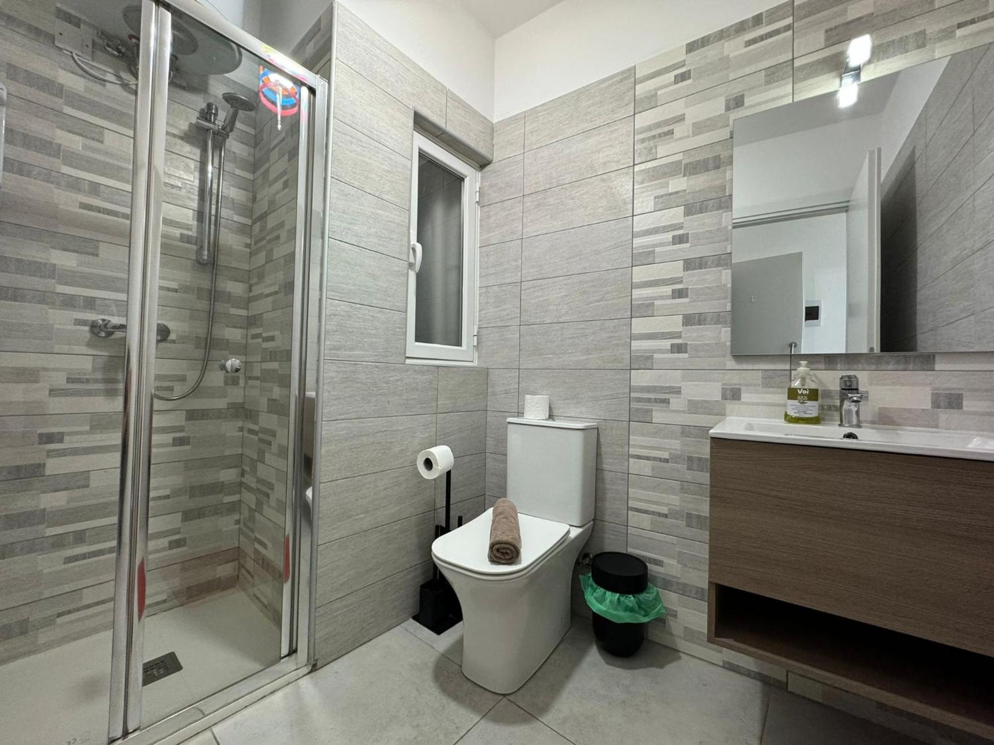 Cozy One Bedroom *